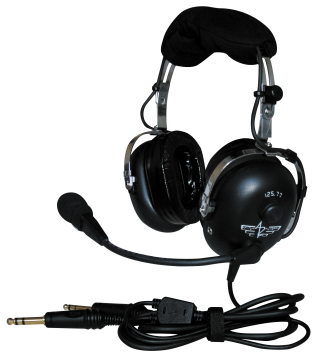 CASQUE_APcom_125_77_cmjn
