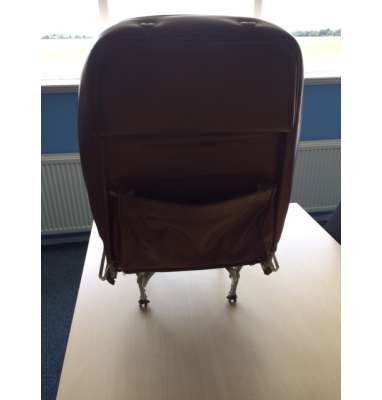 RH/LH Seat C172 Not adjustable